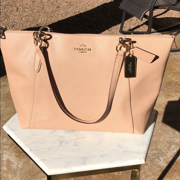 Coach Handbags - Coach Tote and Wristlet
